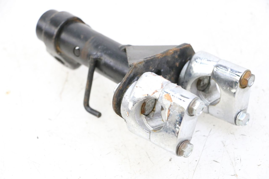 photo de POTENCE JM MOTORS OLDIES GT 4T 50 (2018 - 2025) - Gros plan technique