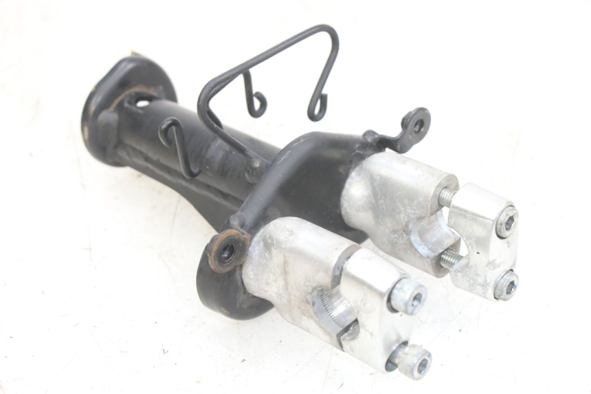 photo de POTENCE HONDA PCX (JF28) 125 (2009 - 2011) - Vue principale