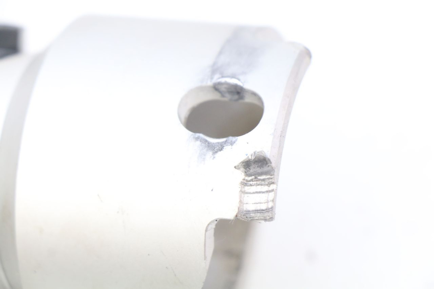 photo de POTENCE PEUGEOT STREETZONE 4T 50 (2018 - 2023) - Zoom état d’usage