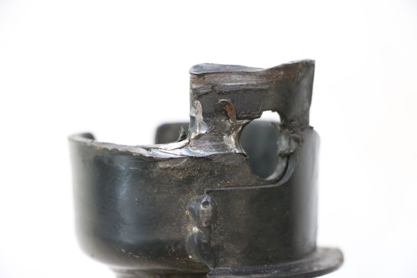 photo de POTENCE PEUGEOT TREKKER 50 (1995 - 2004) - Autre angle de vue