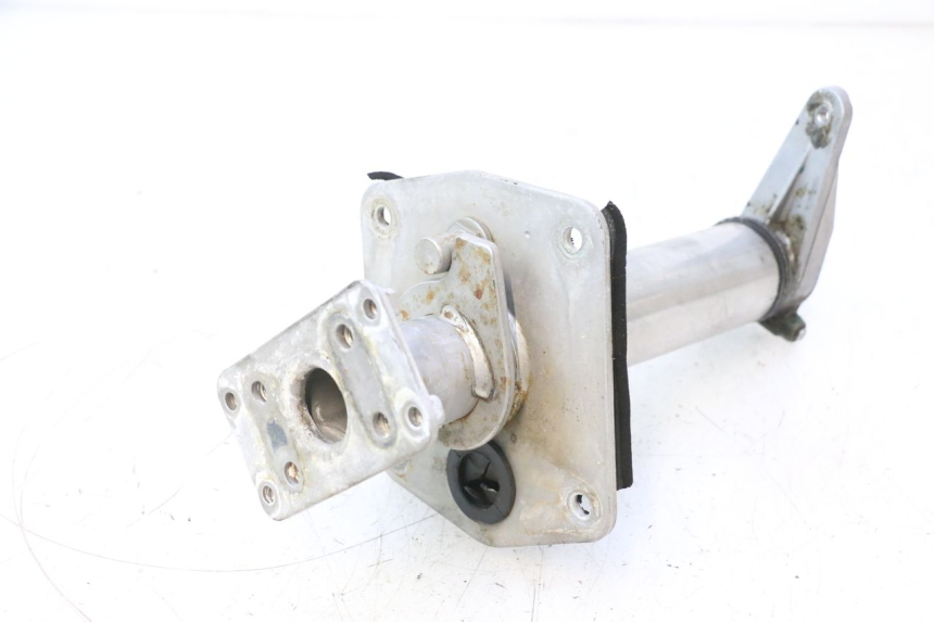 photo de POTENCE YAMAHA WAVE RUNNER GP R 1200 (2000 - 2003) - Vue principale
