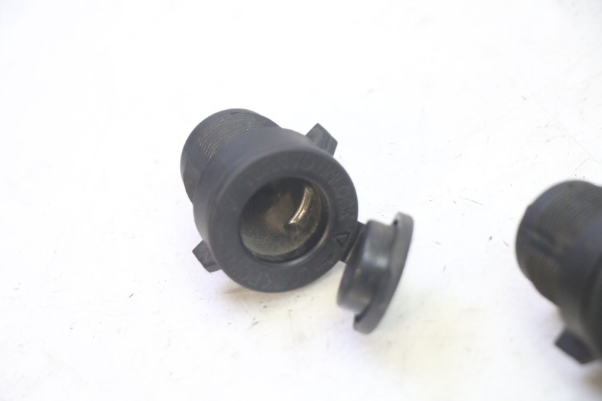 photo de PRISE ALLUME CIGARE QUADRO 4 4D 350 (2015 - 2018) - Autre angle de vue