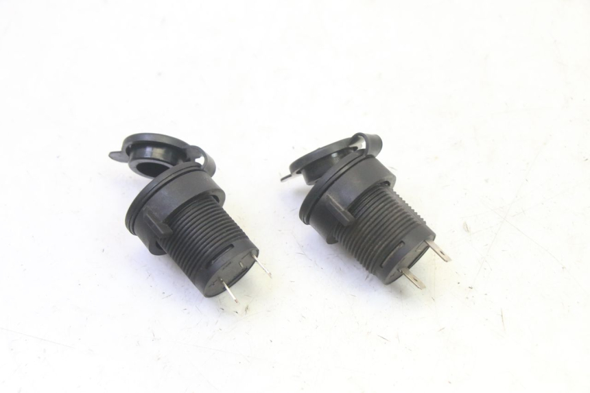 photo de PRISE ALLUME CIGARE QUADRO 4 4D 350 (2015 - 2018) - Gros plan technique