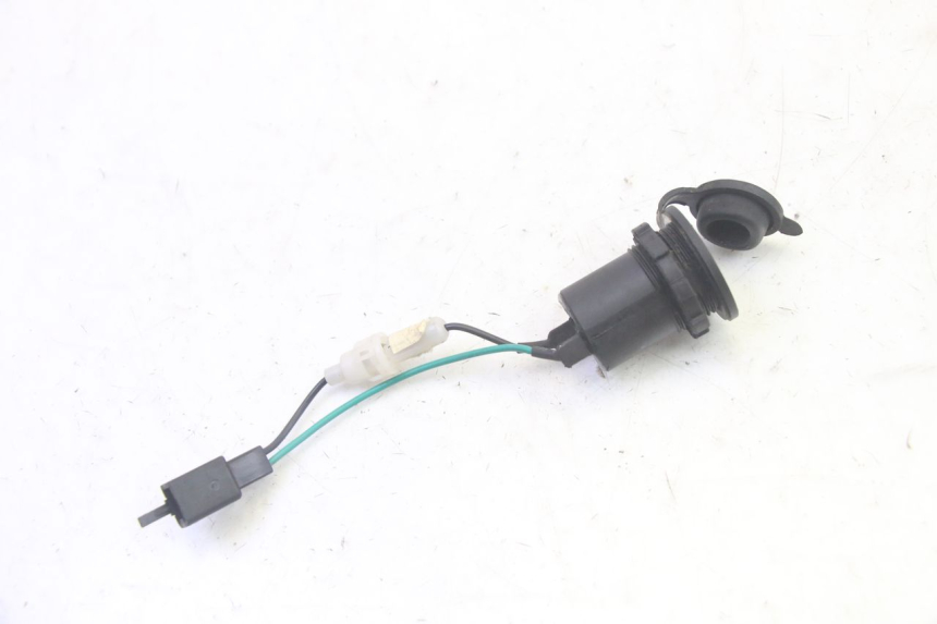 photo de PRISE ALLUME CIGARE KYMCO AGILITY 16+ 4T 50 (2018 - 2023) - Vue principale