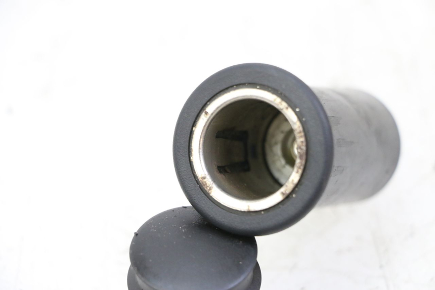 photo de PRISE ALLUME CIGARE BMW C1 125 (2000 - 2003) - Détail de la pièce