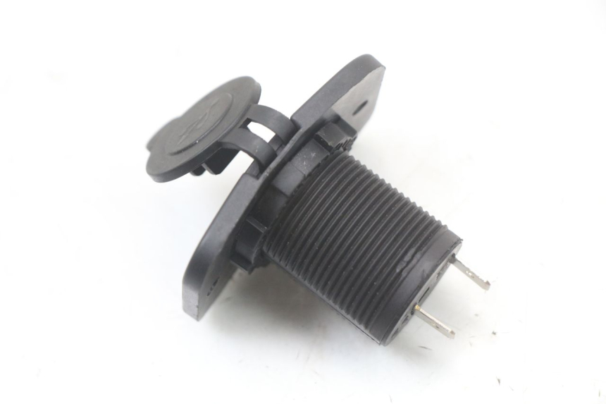 photo de PRISE ALLUME CIGARE HYOSUNG GTR 125 (2006 - 2008) - Autre angle de vue