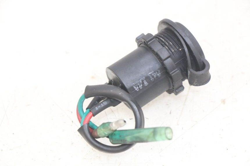 photo de PRISE ALLUME CIGARE SYM GTS EFI 125 (2012 - 2016) - Autre angle de vue