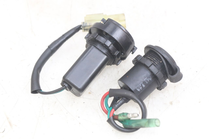 photo de PRISE ALLUME CIGARE SYM GTS EFI 125 (2012 - 2016) - Points de fixation