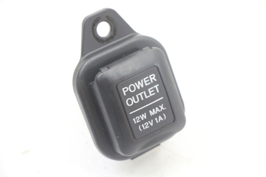 photo de PRISE ALLUME CIGARE HONDA SH i 300 (2015 - 2020) - Détail de la pièce