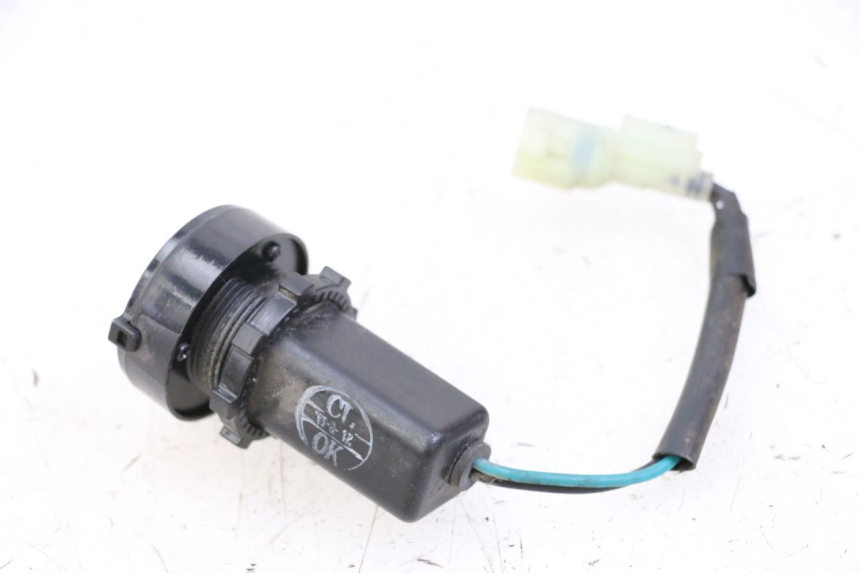 photo de PRISE ALLUME CIGARE SYM JOYMAX 125 (2010 - 2017) - Marquages et références