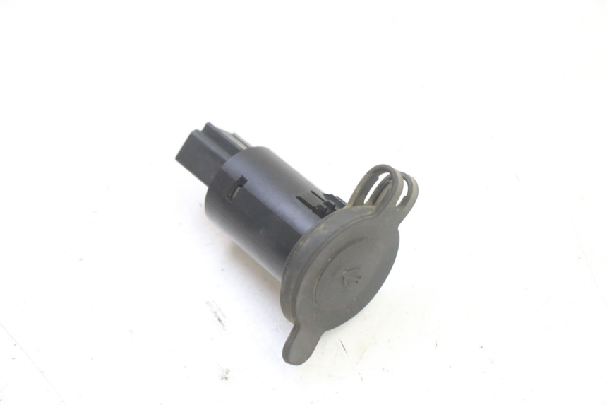 photo de PRISE ALLUME CIGARE PEUGEOT KISBEE 2T 50 (2018 - 2022) - Zoom état d’usage