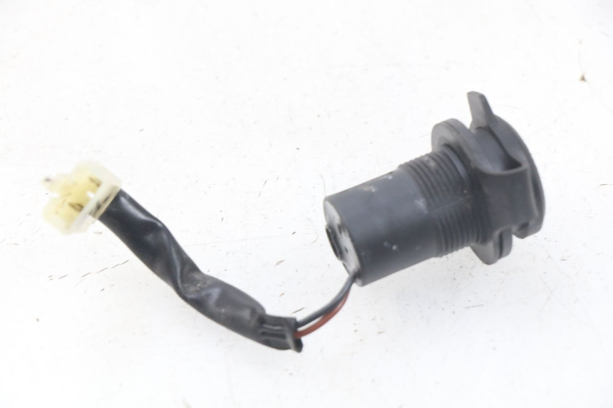 photo de PRISE ALLUME CIGARE MBK MW TRYPTIK 125 (2017 - 2022) - Autre angle de vue