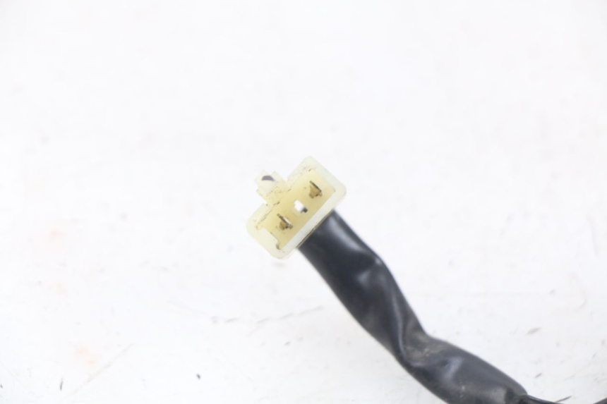 photo de PRISE ALLUME CIGARE MBK MW TRYPTIK 125 (2017 - 2022) - Gros plan technique