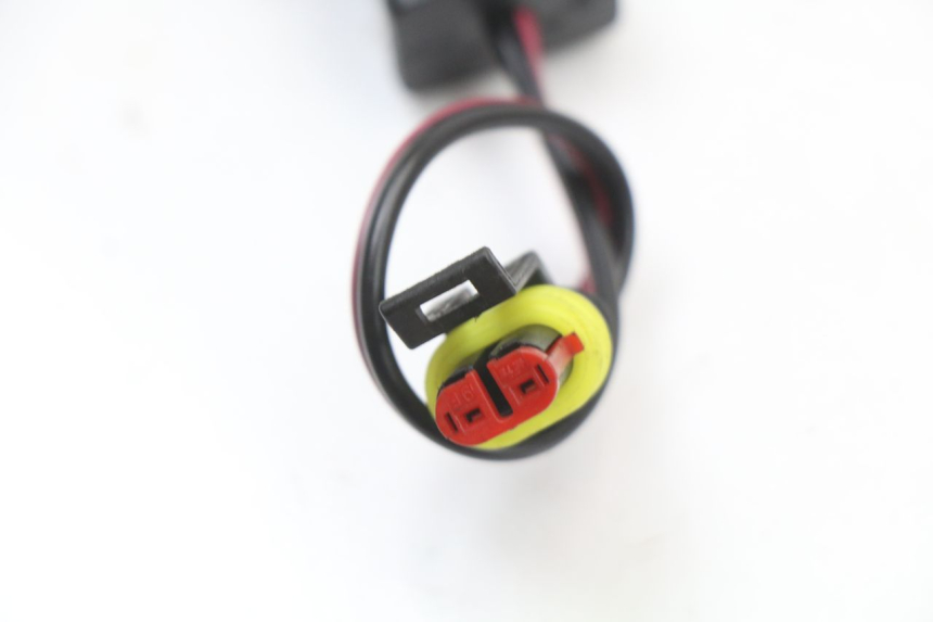 photo de PRISE ALLUME CIGARE PIAGGIO NEW TYPHOON 50 (2018 - 2021) - Gros plan technique