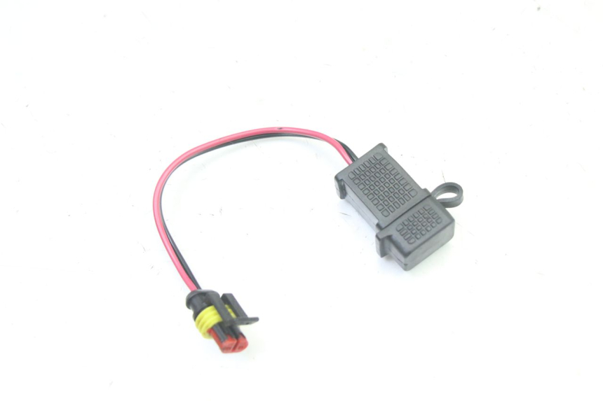 photo de PRISE ALLUME CIGARE PIAGGIO NEW TYPHOON 50 (2018 - 2021) - Gros plan technique