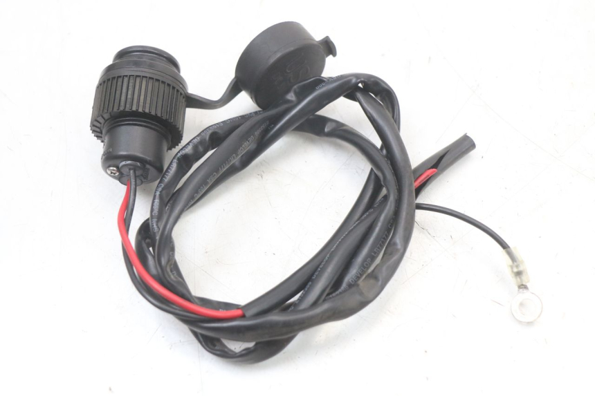 photo de PRISE ALLUME CIGARE HONDA NTV DEAUVILLE 650 (1998 - 2001) - Zoom état d’usage