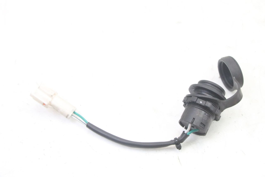 photo de PRISE ALLUME CIGARE SYM ORBIT III 3 4T 50 (2021 - 2025) - Autre angle de vue