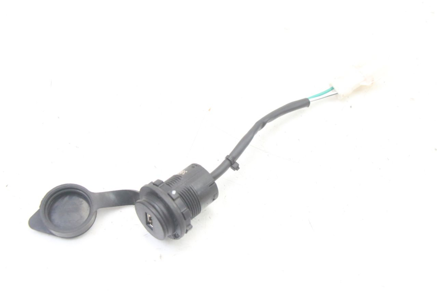 photo de PRISE ALLUME CIGARE PEUGEOT TWEET 4T 50 (2023 - 2025) - Vue principale