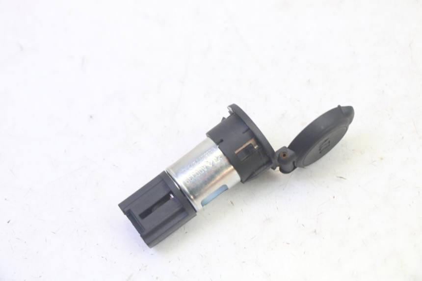 photo de PRISE ALLUME CIGARE LIGIER PULSE 3 1 (2014 - 2020) - Zoom état d’usage