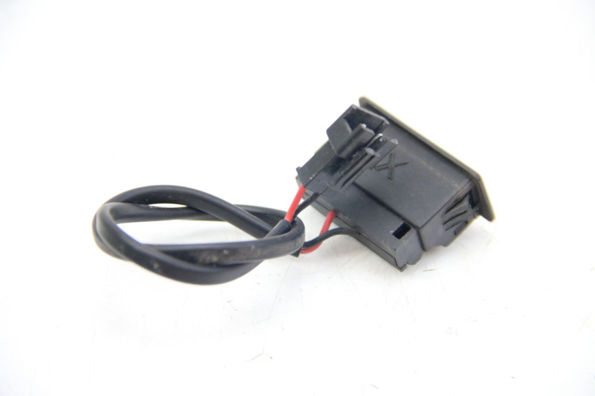 photo de PRISE ALLUME CIGARE RED ELECTRIC RED E PRO 1 (2017 - 2019) - Autre angle de vue