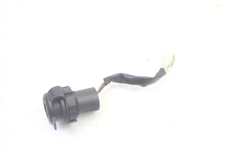 photo de PRISE ALLUME CIGARE YAMAHA TRICITY 300 (2020 - 2024) - Détail de la pièce