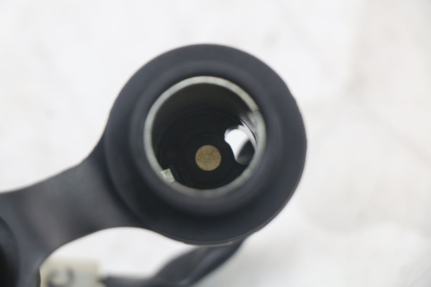 photo de PRISE ALLUME CIGARE YAMAHA XMAX X-MAX ABS 125 (2017 - 2020) - Points de fixation