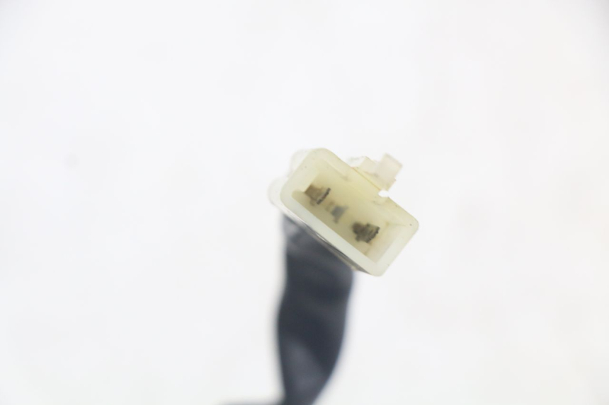 photo de PRISE ALLUME CIGARE YAMAHA XMAX X-MAX ABS 125 (2017 - 2020) - Pièce contrôlée