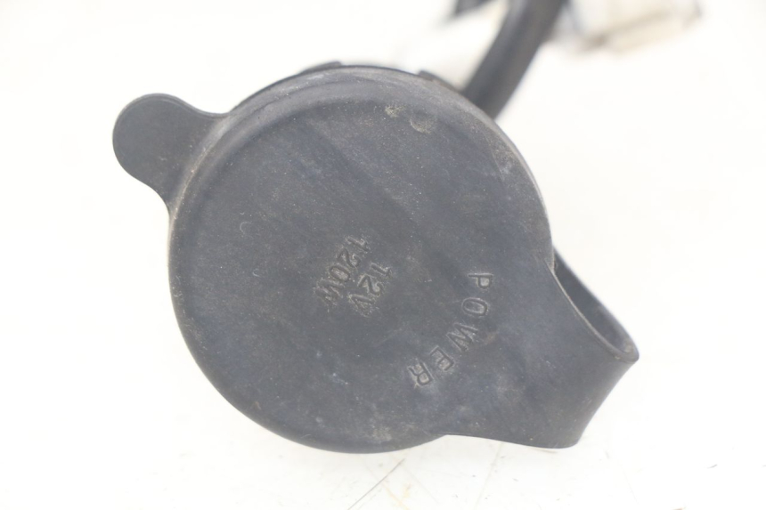 photo de PRISE ALLUME CIGARE TGB X-MOTION XMOTION 125 (2008 - 2014) - Zoom état d’usage