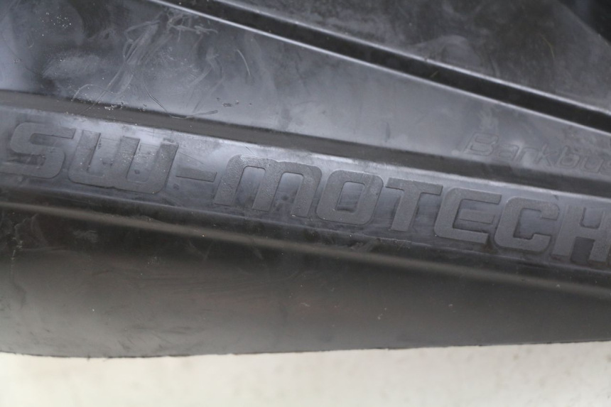photo de PROTEGE MAIN HONDA CB R 1000 (2018 - 2023) - Zoom état d’usage