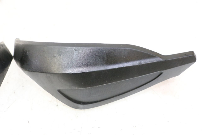 photo de PROTEGE MAIN SYM CROX 4T 50 (2016 - 2023) - Gros plan technique