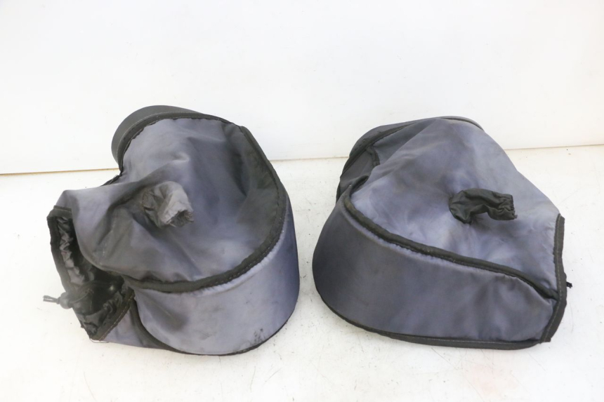 photo de PROTEGE MAIN PEUGEOT ELYSEO 125 (1999 - 2004) - Points de fixation