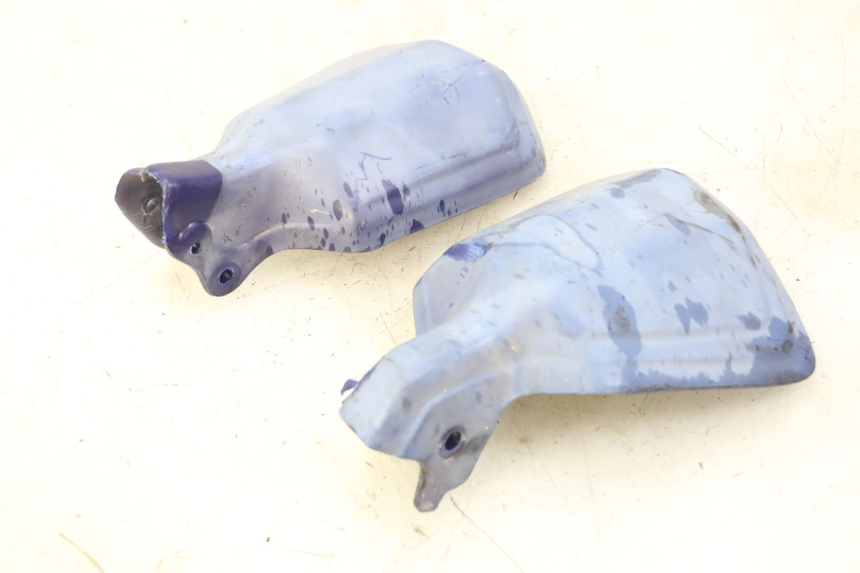 photo de PROTEGE MAIN APRILIA ETX 125 (1998 - 2002) - Autre angle de vue