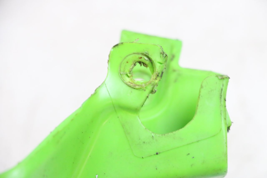 photo de PROTEGE MAIN GAUCHE KAWASAKI KDX 125 (1990 - 1991) - Zoom état d’usage