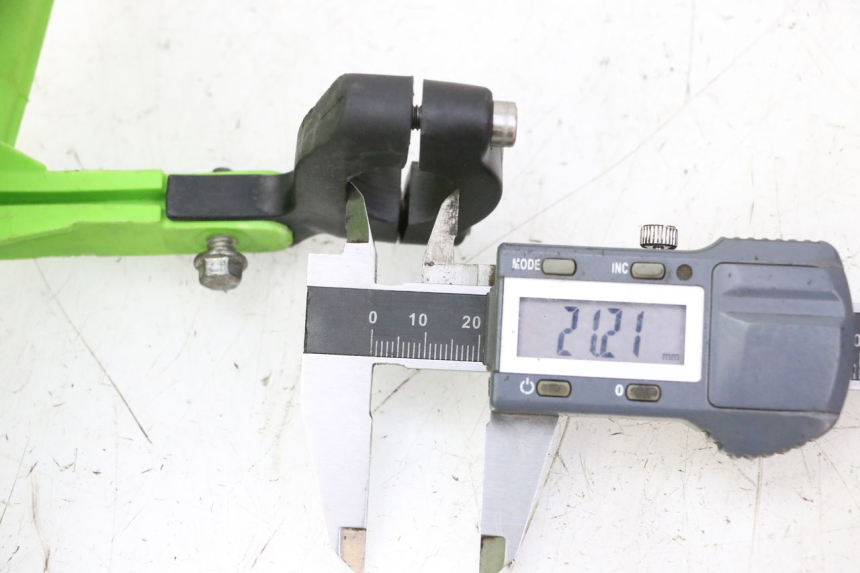 photo de PROTEGE MAIN KAWASAKI KX 65 (2000 - 2019) - Détail de la pièce