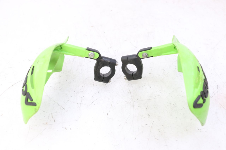 photo de PROTEGE MAIN KAWASAKI KX 65 (2000 - 2019) - Gros plan technique