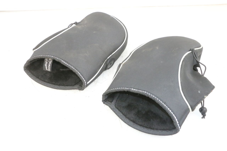 photo de PROTEGE MAIN PIAGGIO MP3 500 (2016 - 2018) - État de surface