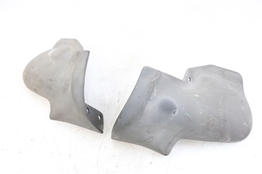 photo de PROTEGE MAIN APRILIA SCARABEO GT 125 (1999 - 2007) - Vue principale