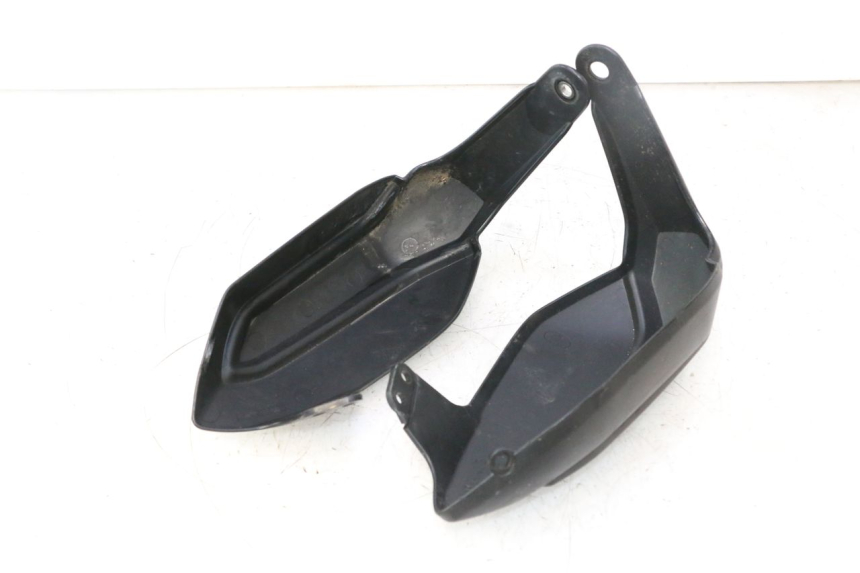 photo de PROTEGE MAIN YAMAHA TDM ABS 900 (2002 - 2014) - Points de fixation