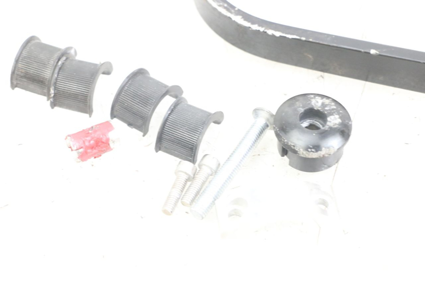 photo de PROTEGE MAIN YAMAHA XT X 660 (2004 - 2016) - Vue rapprochée