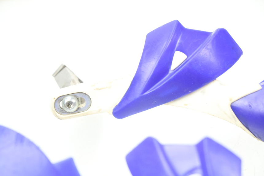 photo de PROTEGE MAIN YAMAHA YZ 80 (1998 - 2001) - Marquages et références