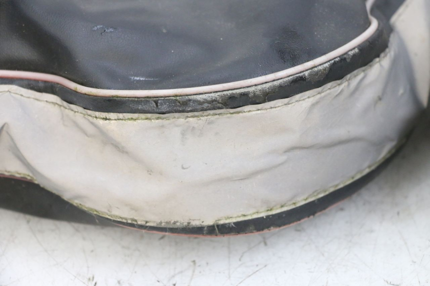 photo de PROTEGE MAIN PIAGGIO ZIP 4T 50 (2018 - 2020) - Points de fixation