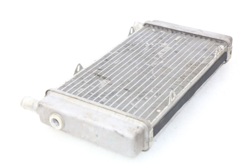 photo de RADIATEUR APRILIA ATLANTIC 125 (2003 - 2009) - Autre angle de vue