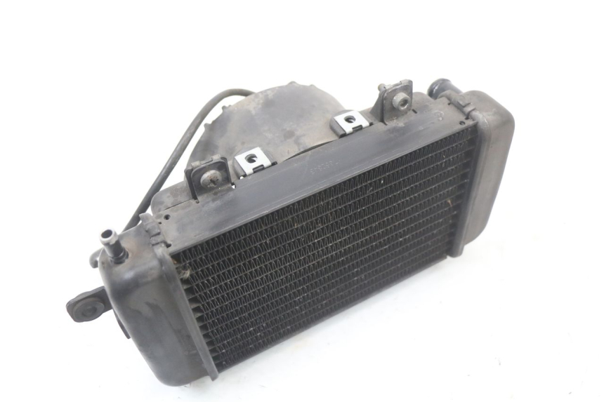 photo de RADIATEUR BMW C1 125 (2000 - 2003) - Autre angle de vue