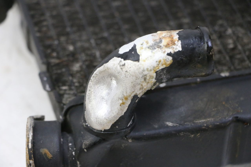 photo de RADIATEUR HONDA CBR RR FIREBLADE 900 (1992 - 1994) - Détails caractéristiques