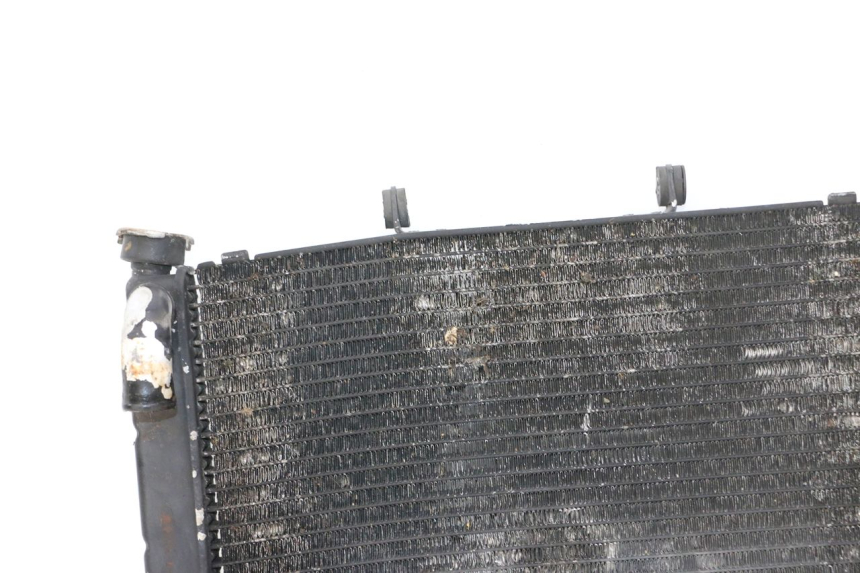 photo de RADIATEUR HONDA CBR RR FIREBLADE 900 (1992 - 1994) - Vue rapprochée