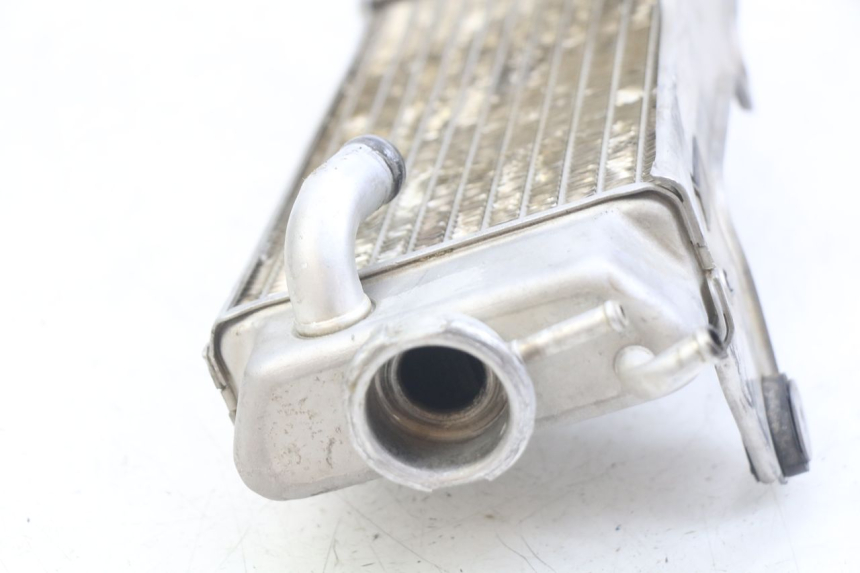 photo de RADIATEUR DROIT HONDA CRF CR-F 450 (2009 - 2012) - Autre angle de vue
