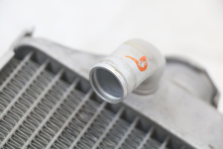 photo de RADIATEUR DROIT HONDA CRF R 250 (2020 - 2021) - Autre angle de vue