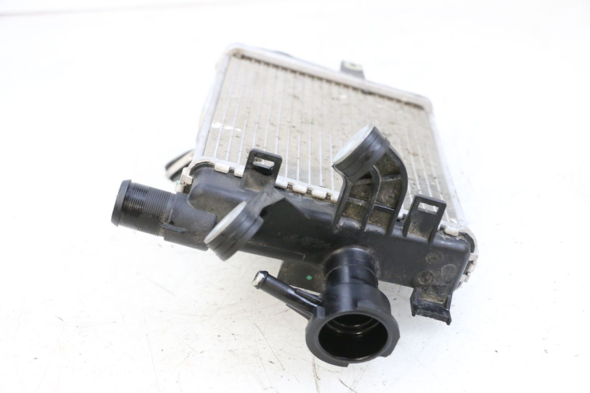 photo de RADIATEUR DROIT BMW R GS 1250 (2021 - 2024) - Vue d’ensemble