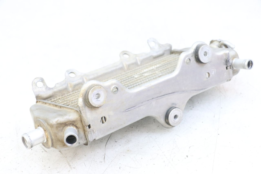 photo de RADIATEUR DROIT YAMAHA YZ 125 (2017 - 2021) - Autre angle de vue