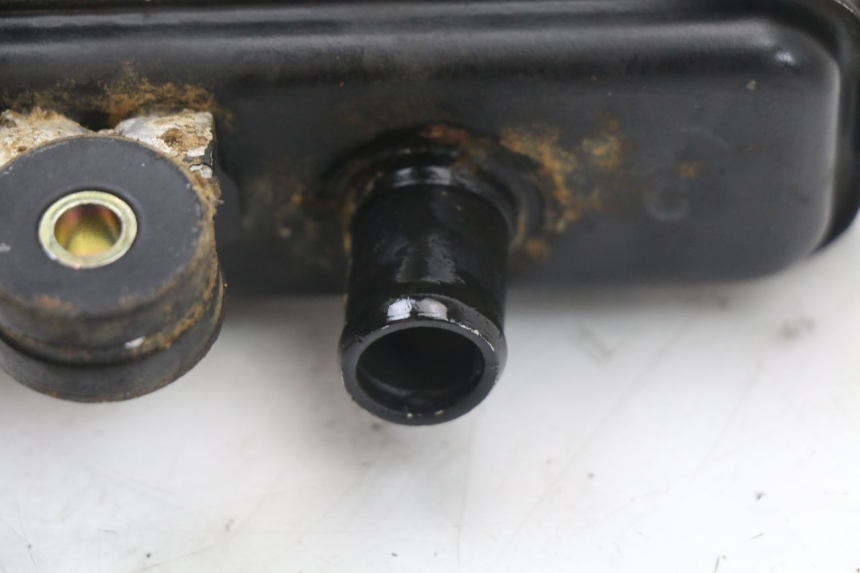 photo de RADIATEUR YAMAHA DTLC 125 (1982 - 1987) - Gros plan technique